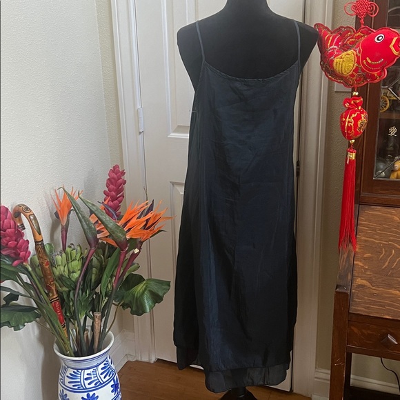 CP Shades Lia Dress Sz Medium navy Sleeveless Pleated Midi Layer Cotton Silk USA - Picture 4 of 7